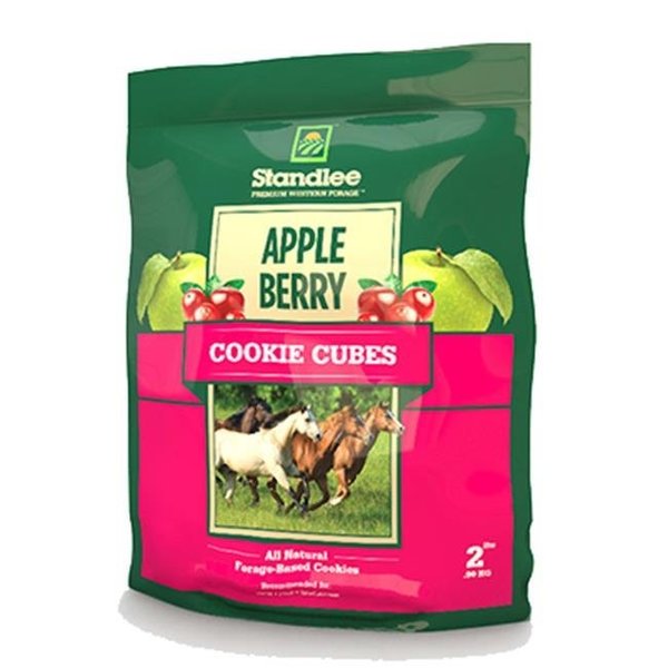 Standlee Hay Standlee Hay 1585-41003-0-0 Apple Berry & Cookie Cube Horse Treat - 2 lbs. 192941